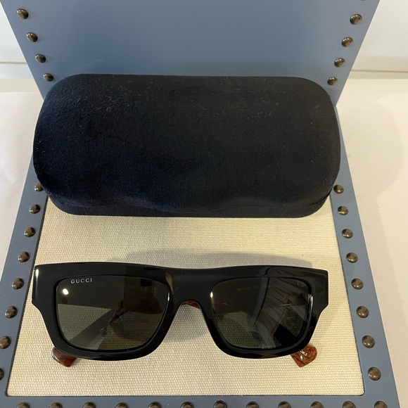 GG1301S-001 GUCCI MEN'S SUNGLASSES - Picture 5 of 10